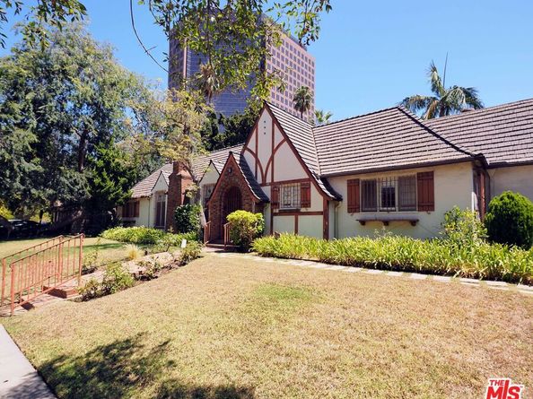 742 Schumacher Drive, Los Angeles CA 90048