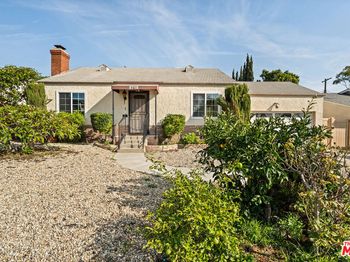 8718 Yorktown Avenue