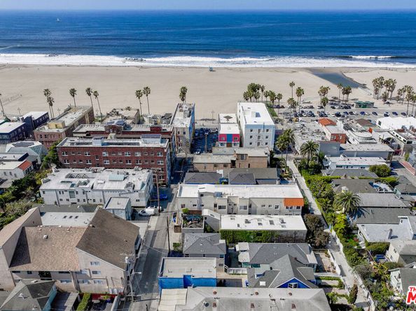34 Dudley Avenue, Venice CA 90291