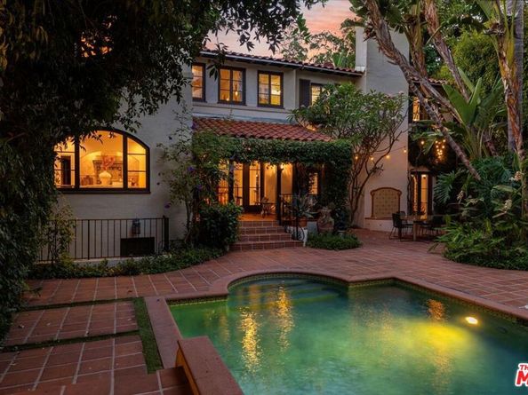 7040 Hillside Avenue, Los Angeles CA 90068