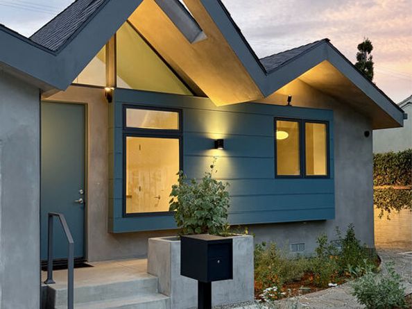 11929 Bray Street, Culver City CA 90230