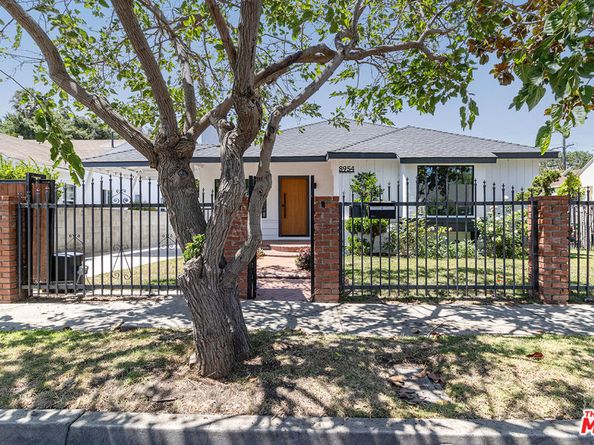 8954 Kramerwood Place, Los Angeles CA 90034
