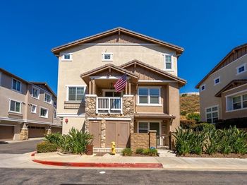 3028 Cole Grade