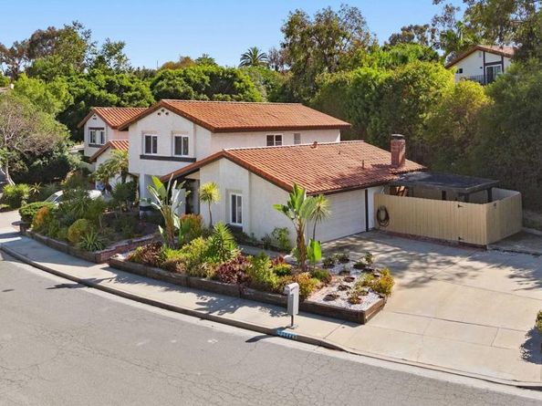 2944 Cottingham St, Oceanside CA 92054