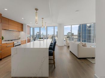 888 W E Street