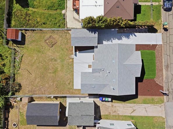 5935 Schuyler St, San Diego CA 92139