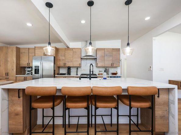 6252 Lake Albano Ave, San Diego CA 92119