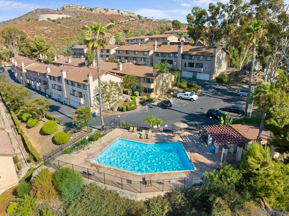 10794 Jeanne Ter E, Santee CA 92071