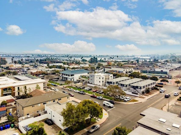 3130 Avenida De Portugal 101, Point Loma CA 92106