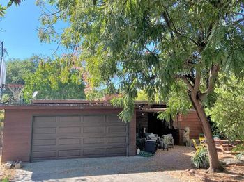 7927 Paso Robles Avenue