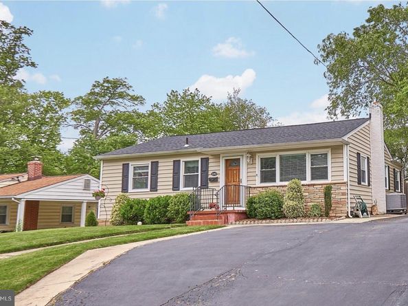 100 Tapawingo Road SE, Vienna VA 22180