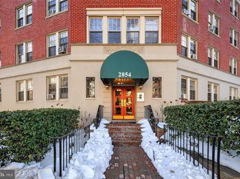2854 Connecticut Avenue NW