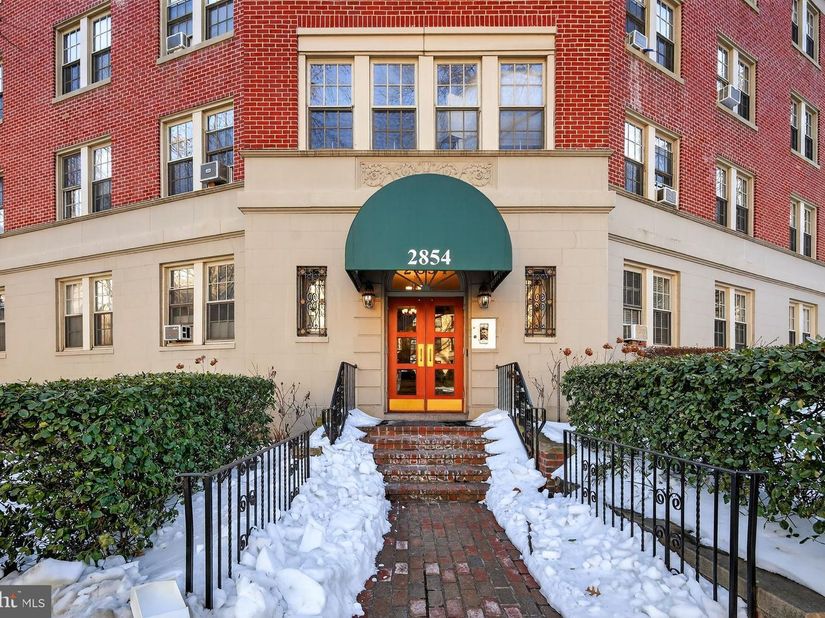2854 Connecticut Avenue NW 32, Washington DC 20008