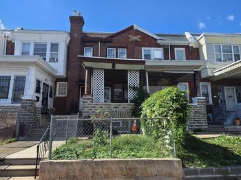 4922 N 8TH Street
