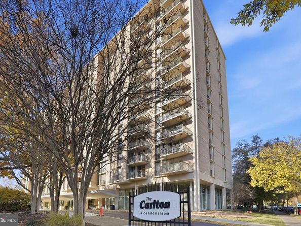 4600 S Four Mile Run Drive 613, Arlington VA 22204