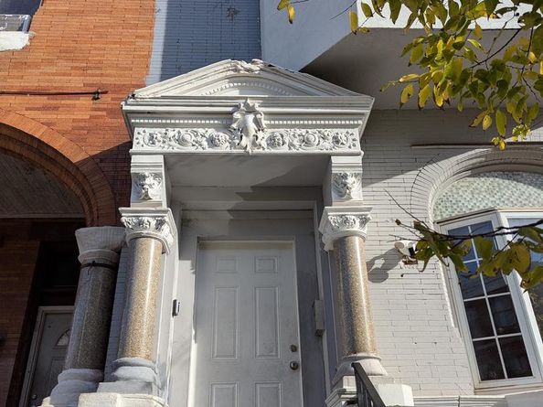 1921 W Diamond Street, Philadelphia PA 19121