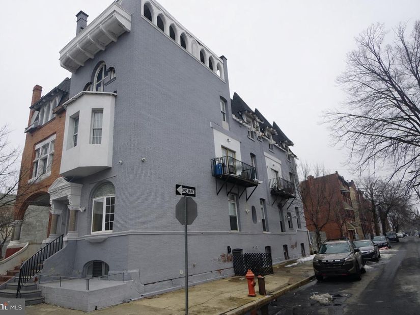 1921 W Diamond Street, Philadelphia PA 19121