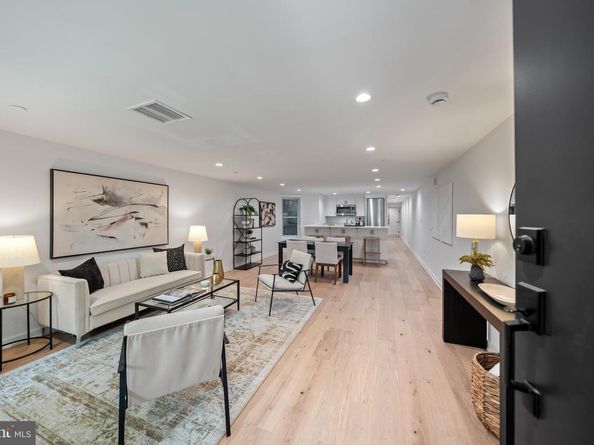 131 11 Street NE 1, Washington DC 20002