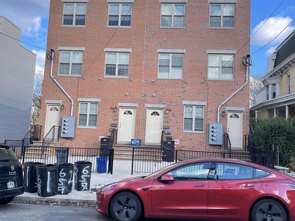 657 N 35TH Street, Philadelphia PA 19104