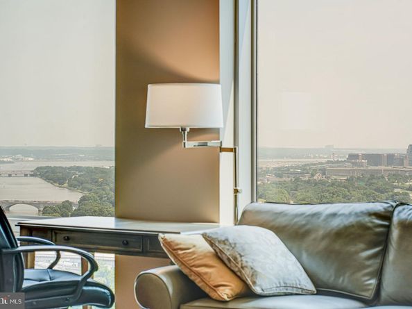 1111 19TH Street N 2703, Arlington VA 22209