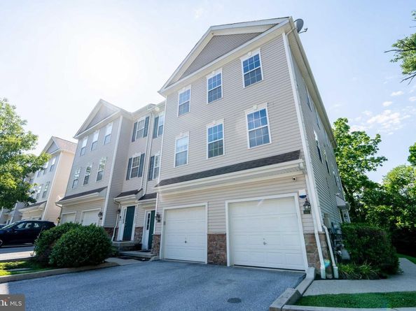 14  B Hillview Circle, Lansdowne PA 19050