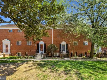 1615 Mount Eagle Place