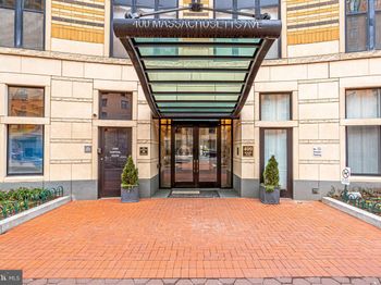 400 Massachusetts Avenue NW