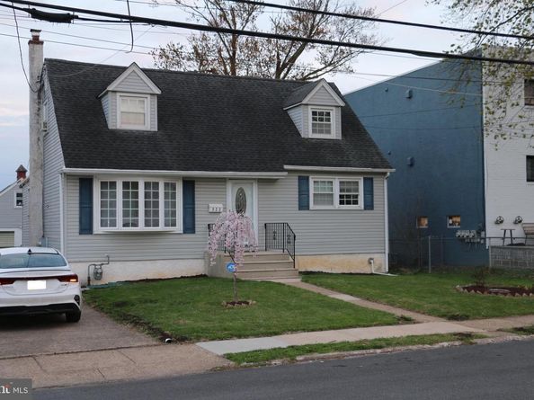 922 Lawnton Terrace, Glenolden PA 19036