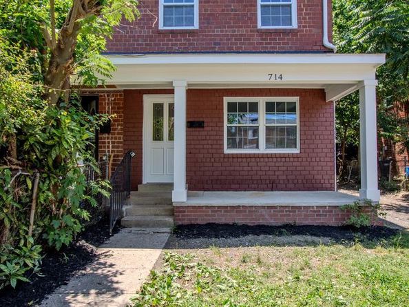 714 Four Mile Road, Alexandria VA 22305