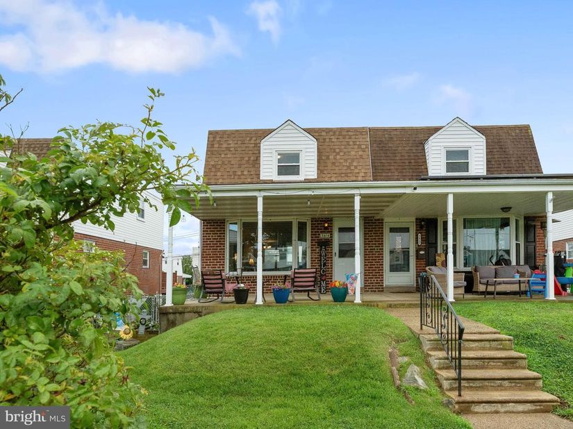 3414 Holyoke Road, Philadelphia PA 19114
