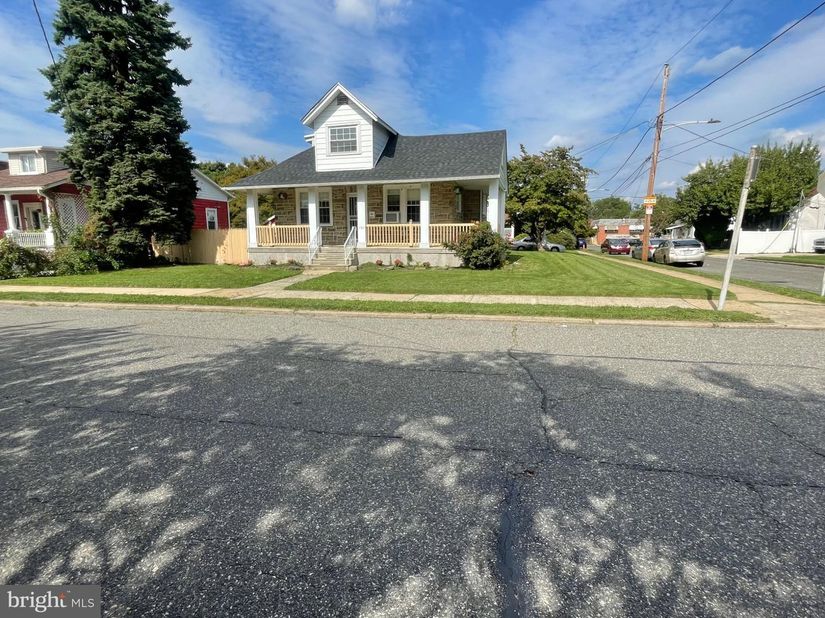 1017 Shelmire Avenue, Philadelphia PA 19111