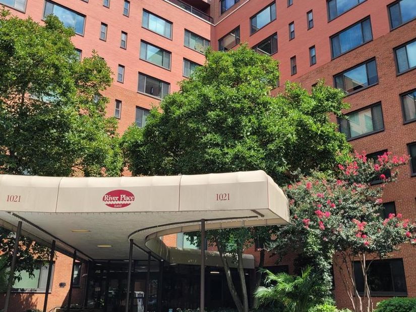 1021 Arlington Boulevard 713, Arlington VA 22209