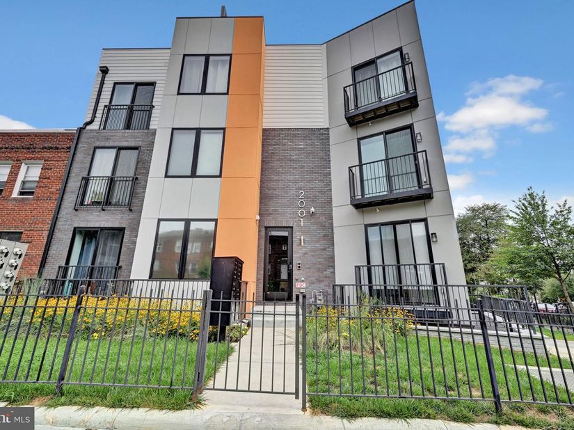 2001 I Street NE 1, Washington DC 20002