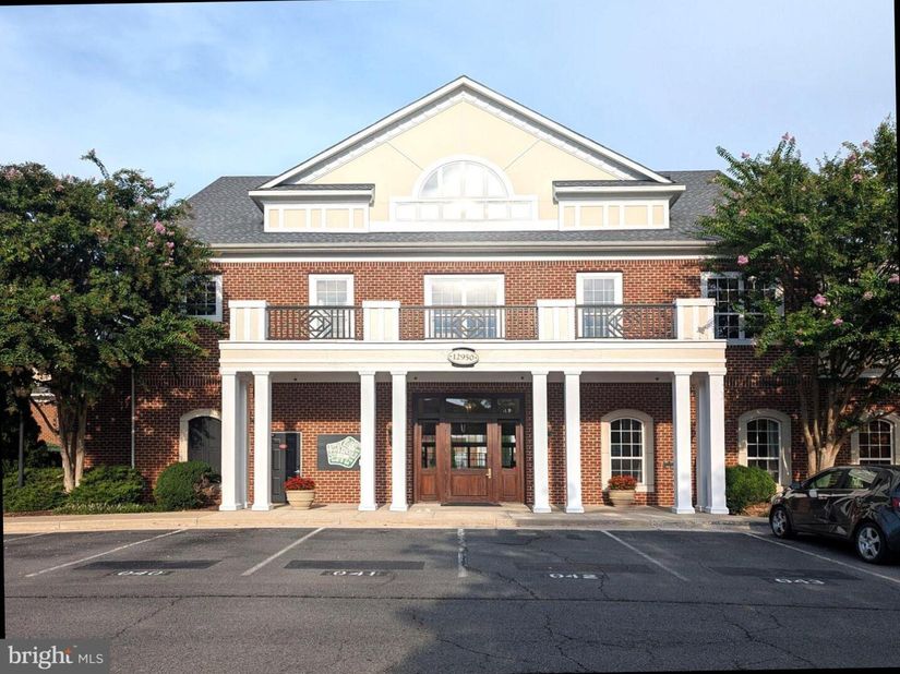 12958 Centre Park Circle 218, Herndon VA 20171