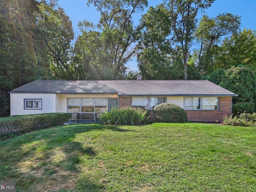 1404 Stotesbury, Glenside PA 19038