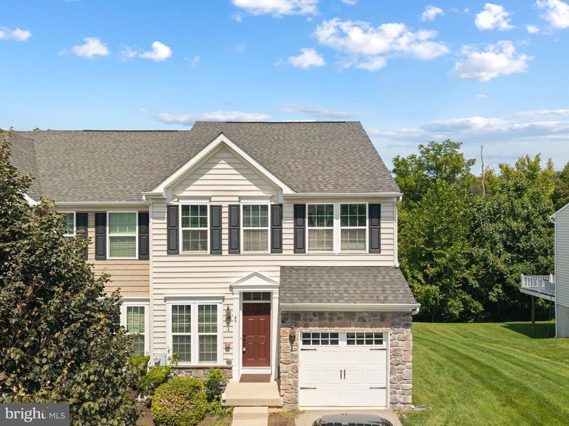 49 Hawkswell Circle, Oreland PA 19075