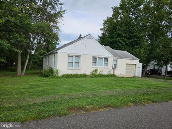 54 Poplar Avenue