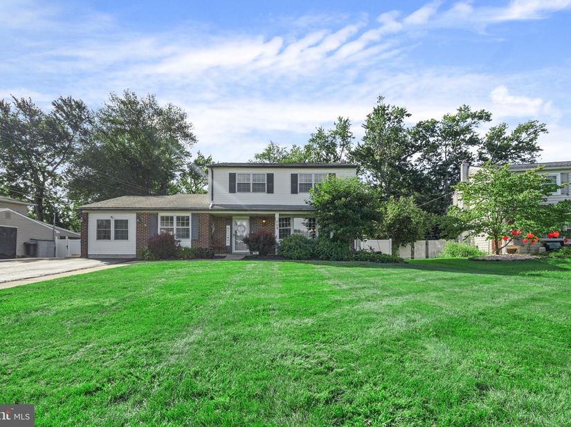 709 S Olds, Fairless Hills PA 19030