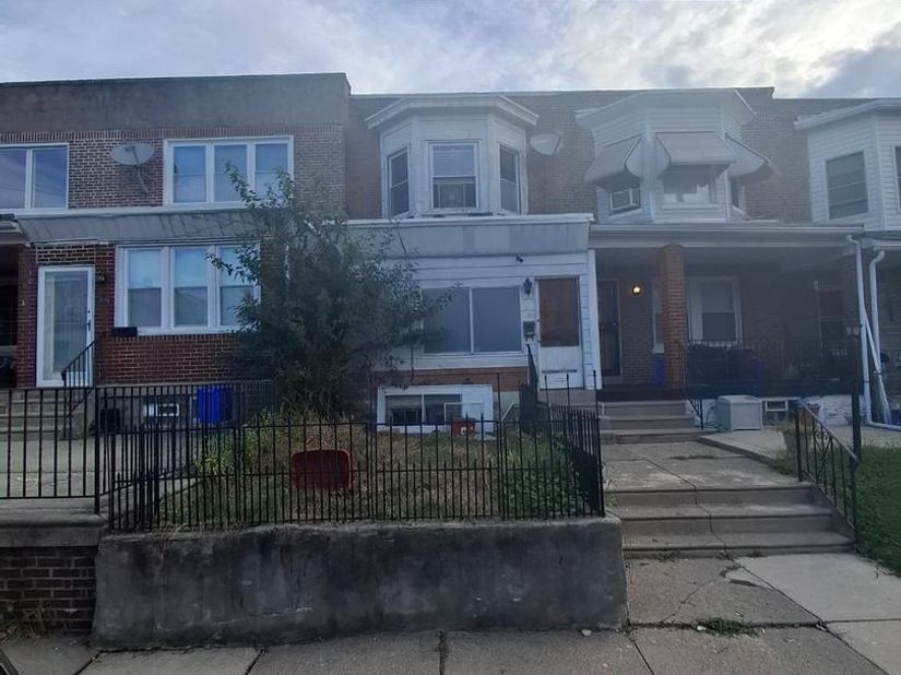 2627 S 73rd Street, Philadelphia PA 19153