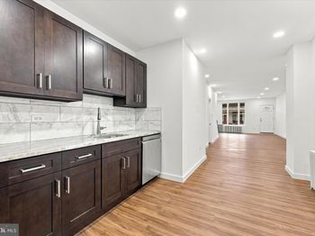 35 N Edgewood Street