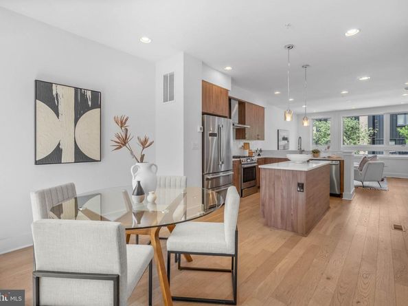 642 N 5TH Street, Philadelphia PA 19123