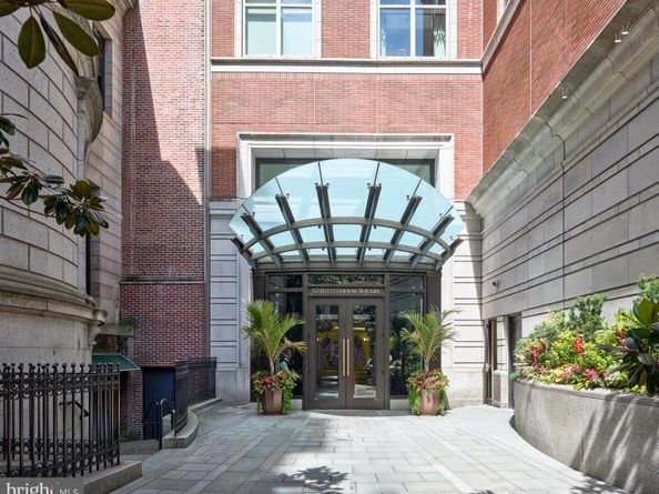 130 S 18TH Street 703, Philadelphia PA 19103