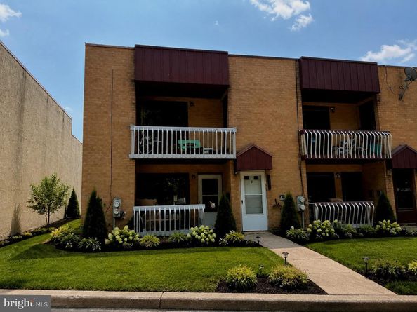 7525 Calvert Street, Philadelphia PA 19152