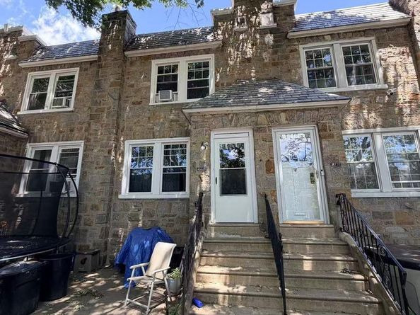 3229 Wellington Street, Philadelphia PA 19149