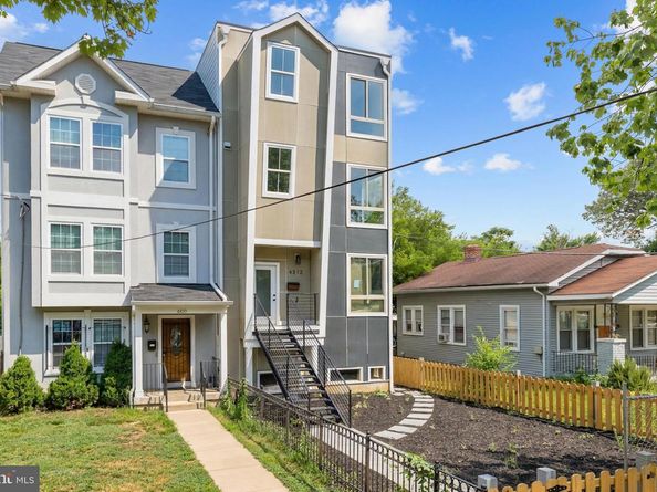 4312 Hayes Street NE, Washington DC 20019