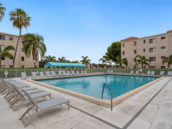 6269 Pointe Regal Cir 210, Delray Beach FL 33484