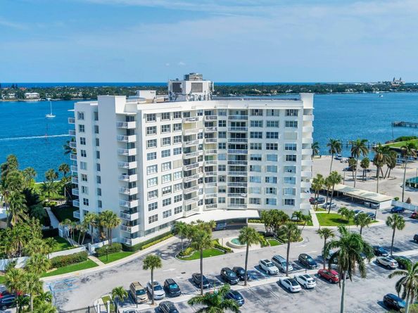 2600 N Flagler Drive 211, West Palm Beach FL 33407