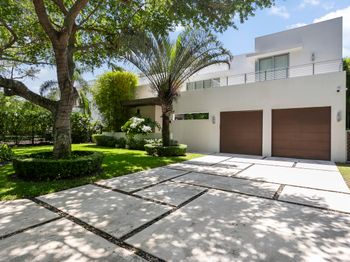 7700 SW 53rd Court