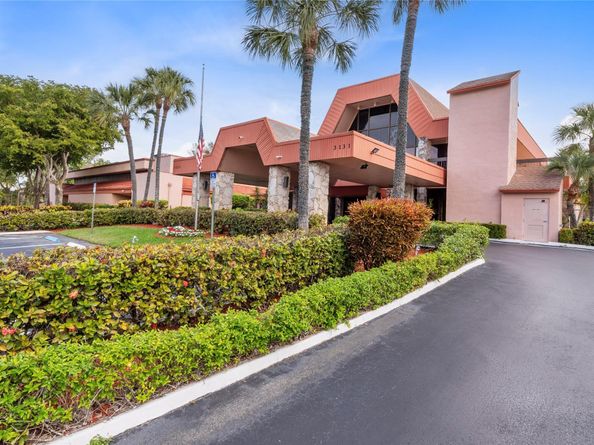 3090 Holiday Springs Blvd 306, Margate FL 33063