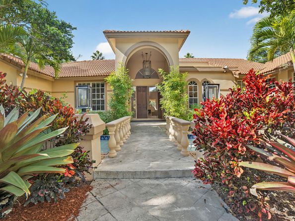 5328 E Leitner Drive, Coral Springs FL 33067